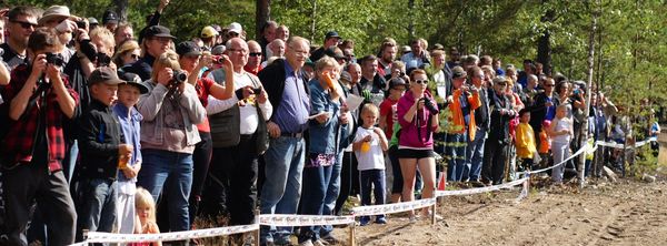 Paljon ihmisiä Hyvinkää Scramble 2012